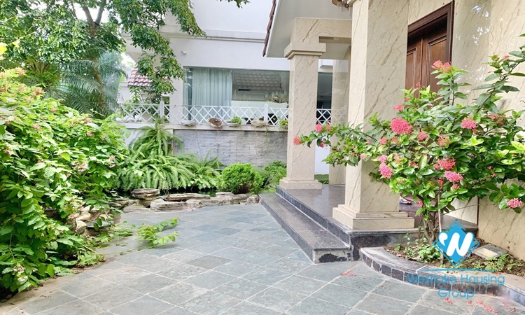 House for rent in Anh Dao 8 Vinhomes Riverside, Long Bien.